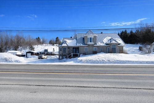 799 Boul. Ste-Anne, Rimouski, QC, G5M1H9 | Card Image