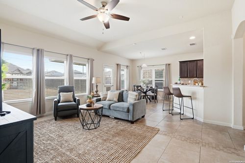 4422 Loring Park, Converse, TX, 78109-3798 | Card Image