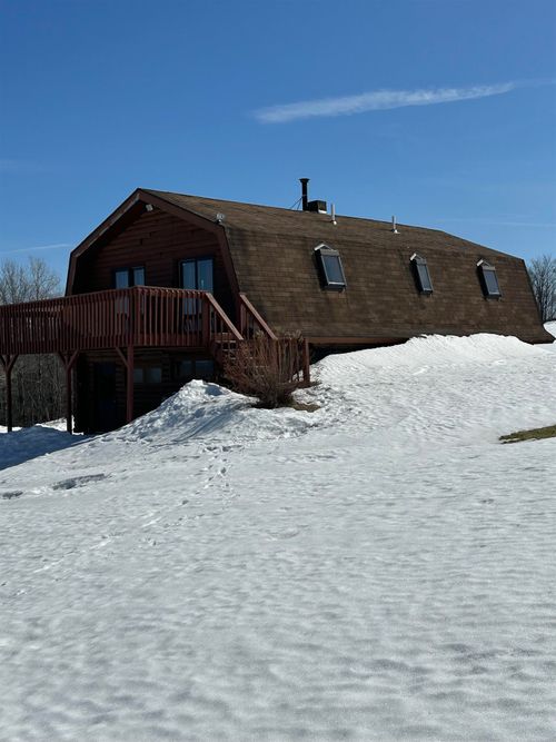 274 Hedgehog Hill Rd N, Belmont, VT, 05730-9734 | Card Image