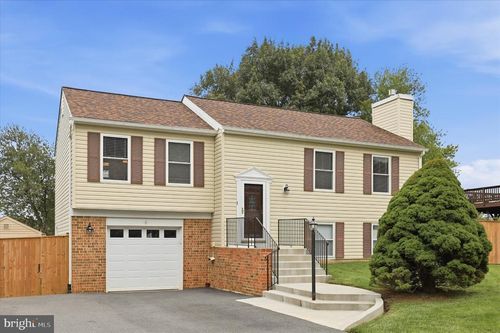 8507 Adventure Ct, WALKERSVILLE, MD, 21793-7851 | Card Image