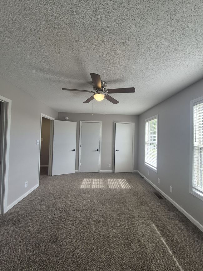 200 Tree Line Dr, Condo with 2 bedrooms, 2 bathrooms and 2 parking in Oak Grove KY | Image 13