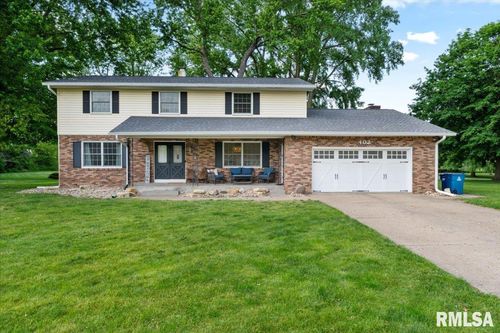 402 Manor Dr, Riverdale, IA, 52722-5730 | Card Image