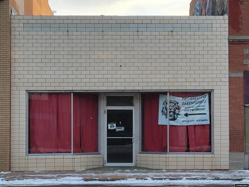 313 E Main St, Riverton, WY, 82501-4337 | Card Image