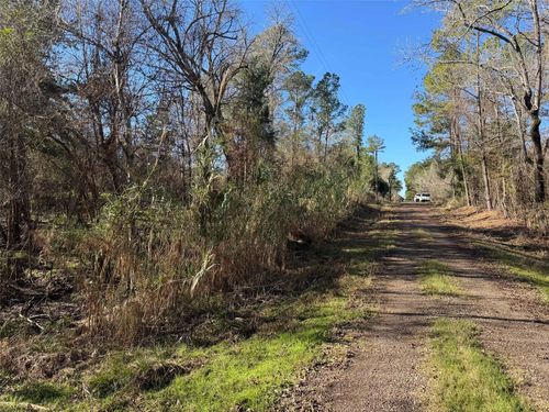 00 The Woods Rd, Coldspring, TX, 77331 | Card Image
