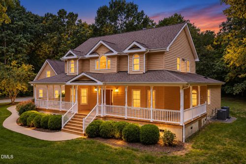 3915 Remington Run, Hillsborough, NC, 27278-7322 | Card Image