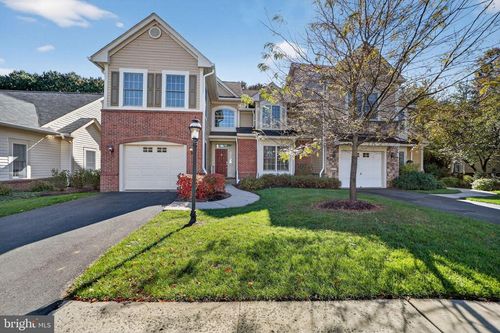 6 Conifer Ct, PRINCETON, NJ, 08540-5063 | Card Image