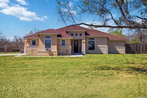 133 Sendera Xing, La Vernia, TX, 78121-5234 | Card Image