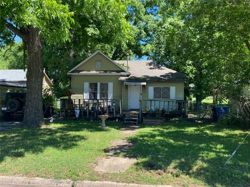 513 W Coffin St, Denison, TX, 75020-7609 | Card Image