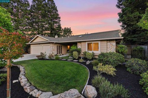 2652 Bridle Ln, Walnut Creek, CA, 94596-6538 | Card Image
