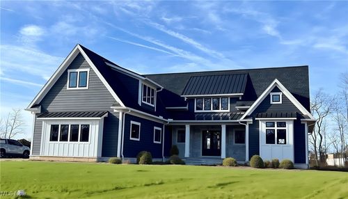 853 Club Dr W, Aurora, OH, 44202-6323 | Card Image