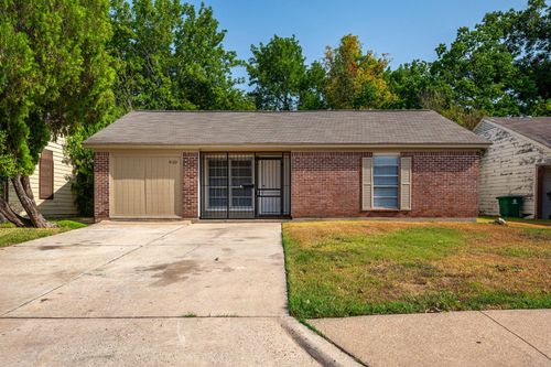 4123 Dacca Dr, Houston, TX, 77047-1229 | Card Image
