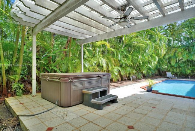 2115 Country Club Prado, House other with 4 bedrooms, 5 bathrooms and null parking in Coral Gables FL | Image 23
