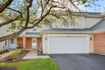 1404 Georgetown Drive, Townhouse with 2 bedrooms, 2 bathrooms and 2 parking in Batavia IL | Image 1