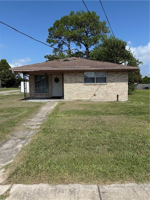 2100 Margaret Ln, Meraux, LA, 70075-2756 | Card Image