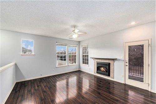 15967 Crestview Dr, Olathe, KS, 66062-7500 | Card Image