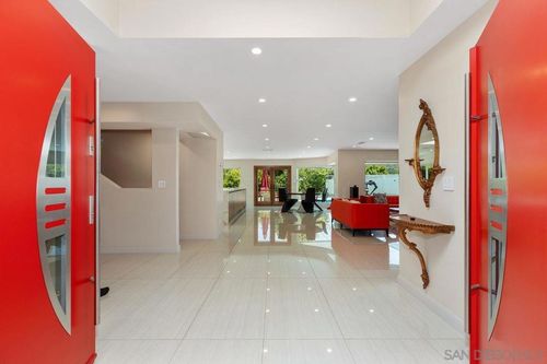 5441 Curie Way, San Diego, CA, 92122-4111 | Card Image
