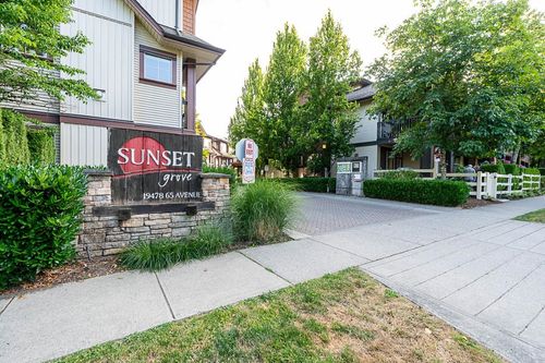 27-19478 65 Ave, Surrey, BC, V4N5X5 | Card Image