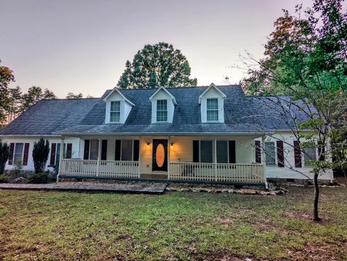 200 Byway Rd, Huddleston, VA, 24104 | Card Image