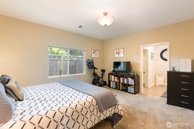 510 W Evergreen Farm Way, Condo with 2 bedrooms, 2 bathrooms and 3 parking in Sequim WA | Image 27