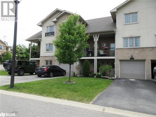 175 Stanley St, Barrie, ON, L4M0G2 | Card Image
