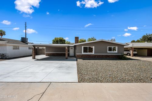 2035 W Claremont St, Phoenix, AZ, 85015-1521 | Card Image