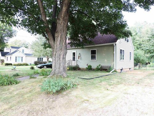 1441 Woodbine Street, WISCONSIN RAPIDS, WI, 54495 | Card Image