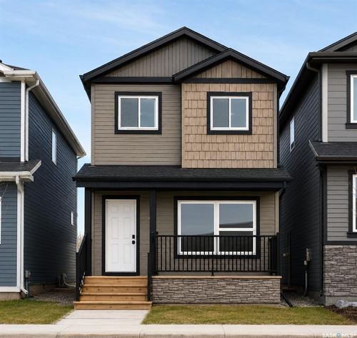 1519 Richardson Rd, House with 3 bedrooms, 3 bathrooms and 2 parking in Saskatoon SK | Card Image
