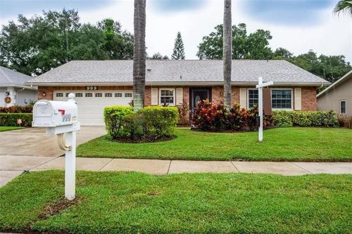 999 Gillespie Dr, Palm Harbor, FL, 34684-3008 | Card Image