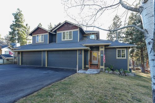 5028 Sora Loop, Klamath Falls, OR, 97601-8696 | Card Image
