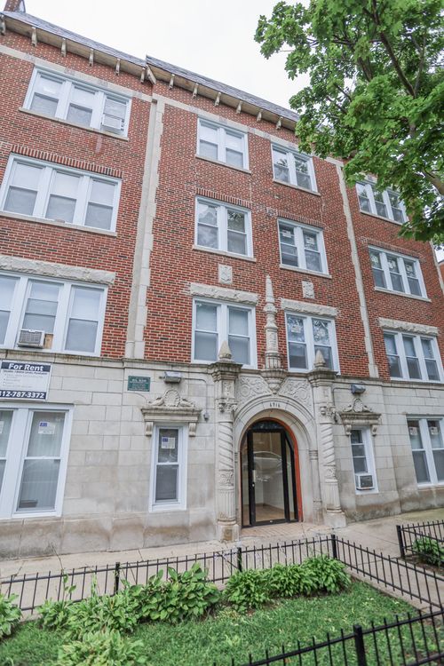 apt-304-6916 N Lakewood Ave, Chicago, IL, 60626-3797 | Card Image