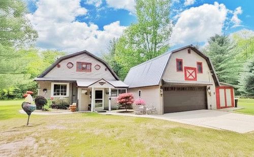 1308 Beaver Rd, Bitely, MI, 49309-9242 | Card Image