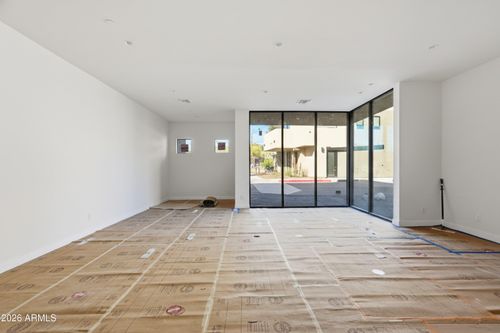 105-6525 E Cave Creek Rd, Cave Creek, AZ, 85331-8721 | Card Image