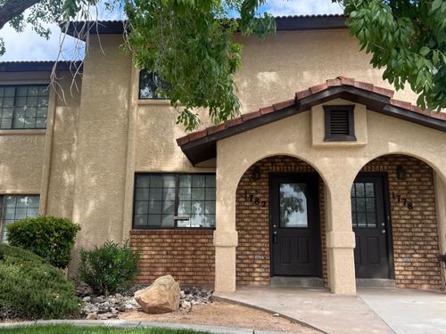 133-1782 W 1020 N, St George, UT, 84770-4945 | Card Image