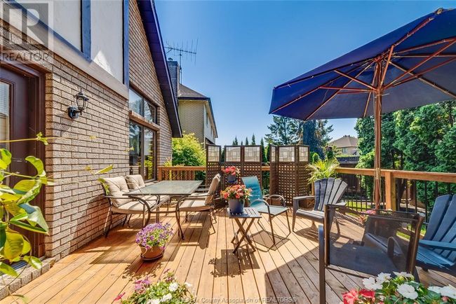 327 Majestic Dr, House other with 4 bedrooms, 4 bathrooms and null parking in Tecumseh ON | Image 23