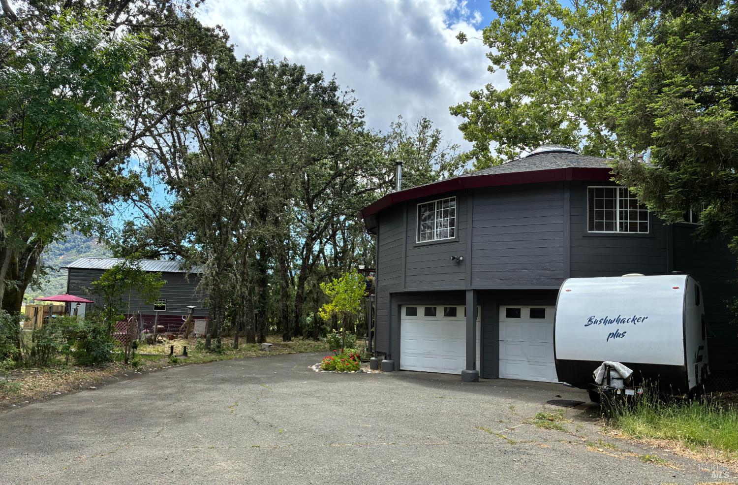 Residential in Hopland 4