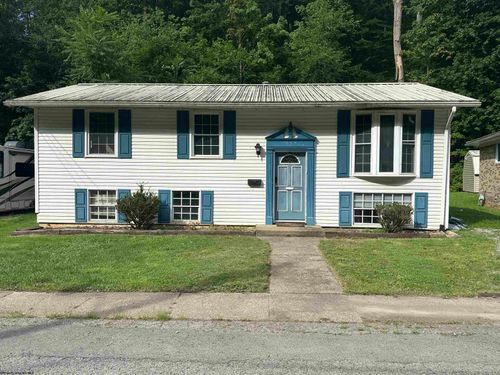 337 Cottage Ave, Weston, WV, 26452-1913 | Card Image