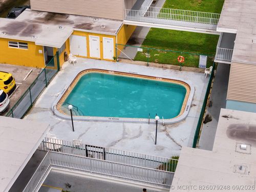 b215-1500 Crescent Cir, Lake Park, FL, 33403-2234 | Card Image