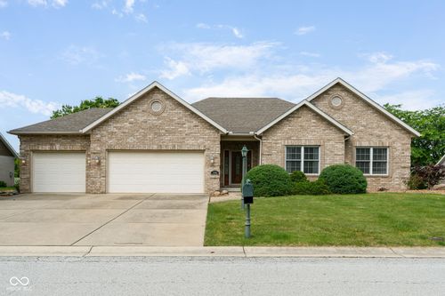 2205 Foxfire Ln, Kokomo, IN, 46902-5195 | Card Image