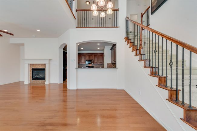 1341 Cog Hill Dr, House other with 3 bedrooms, 4 bathrooms and null parking in Fort Worth TX | Image 4