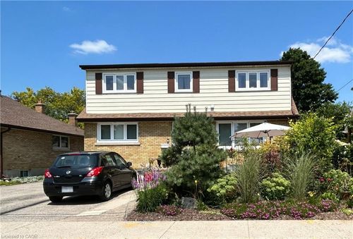 476 Prospect Ave, Kitchener, ON, N2A1E1 | Card Image