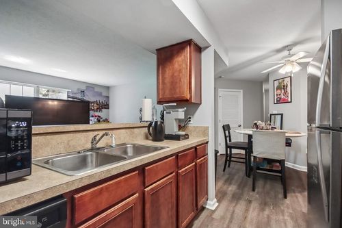 d-11256 Torrie Way, BEALETON, VA, 22712-7069 | Card Image