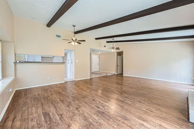 Living Room | Image 5