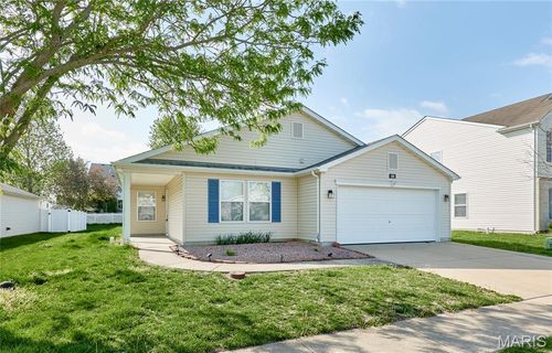 359 Falling Leaf Way, Mascoutah, IL, 62258-2924 | Card Image