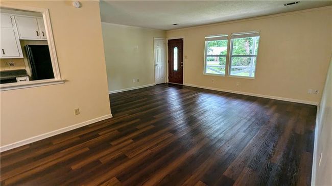 5177 Mccarter Sta, House other with 3 bedrooms, 2 bathrooms and null parking in Stone Mountain GA | Image 5