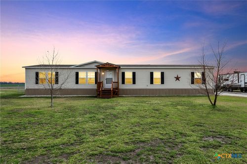 143 W Weinberger Road, West, TX, 76691 | Card Image