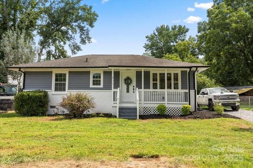 2209 Hodgin St, Gastonia, NC, 28056-8551 | Card Image