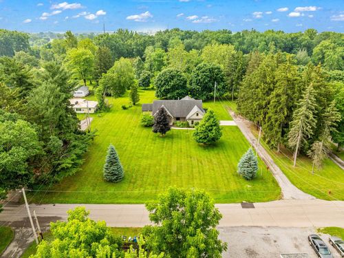 110 W Section St, Milford, IN, 46542-9300 | Card Image