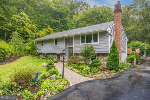 2114 Hallmark Dr, GAMBRILLS, MD, 21054-2128 | Card Image