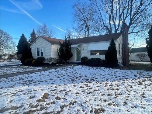 24 Elm Cir, Cranston, RI, 02920-5509 | Card Image