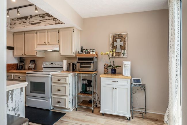 4958 Wintersong Ln, Condo with 2 bedrooms, 3 bathrooms and null parking in Westerville OH | Image 20